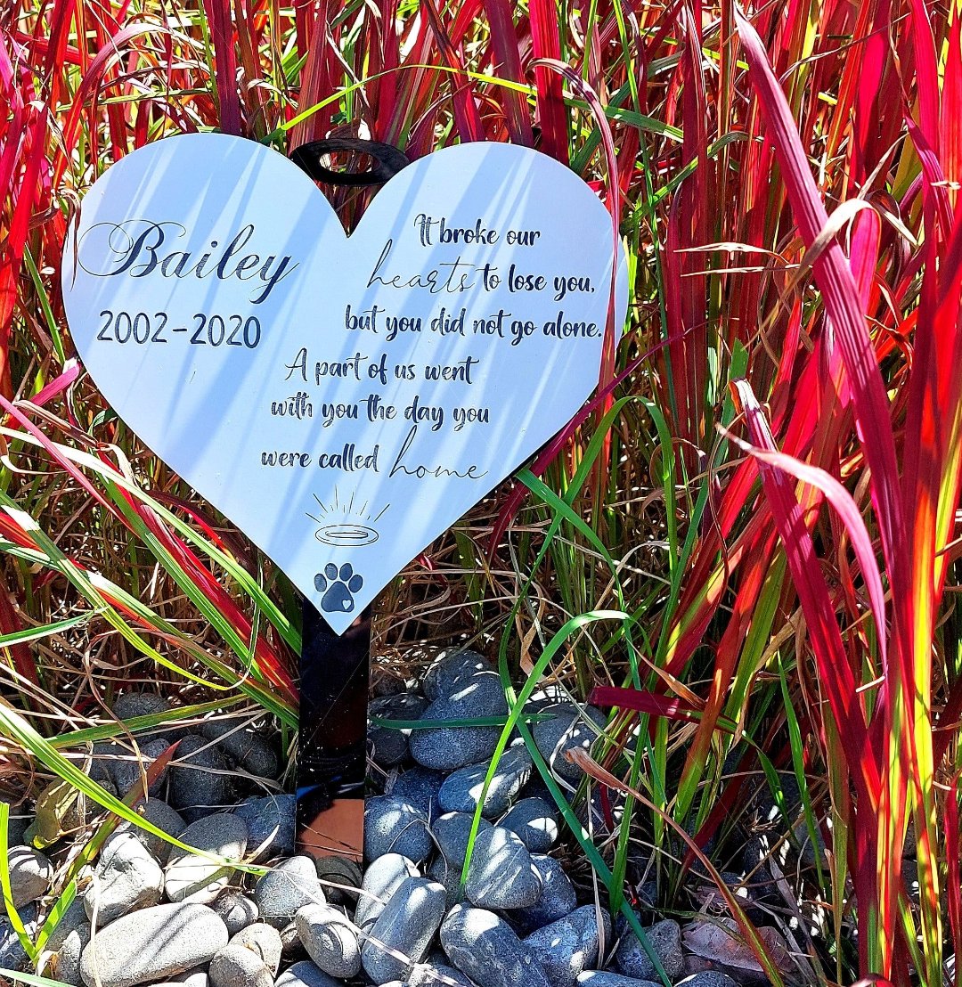 Personalised engraved garden memorial for pets - Large - Etch Cetera